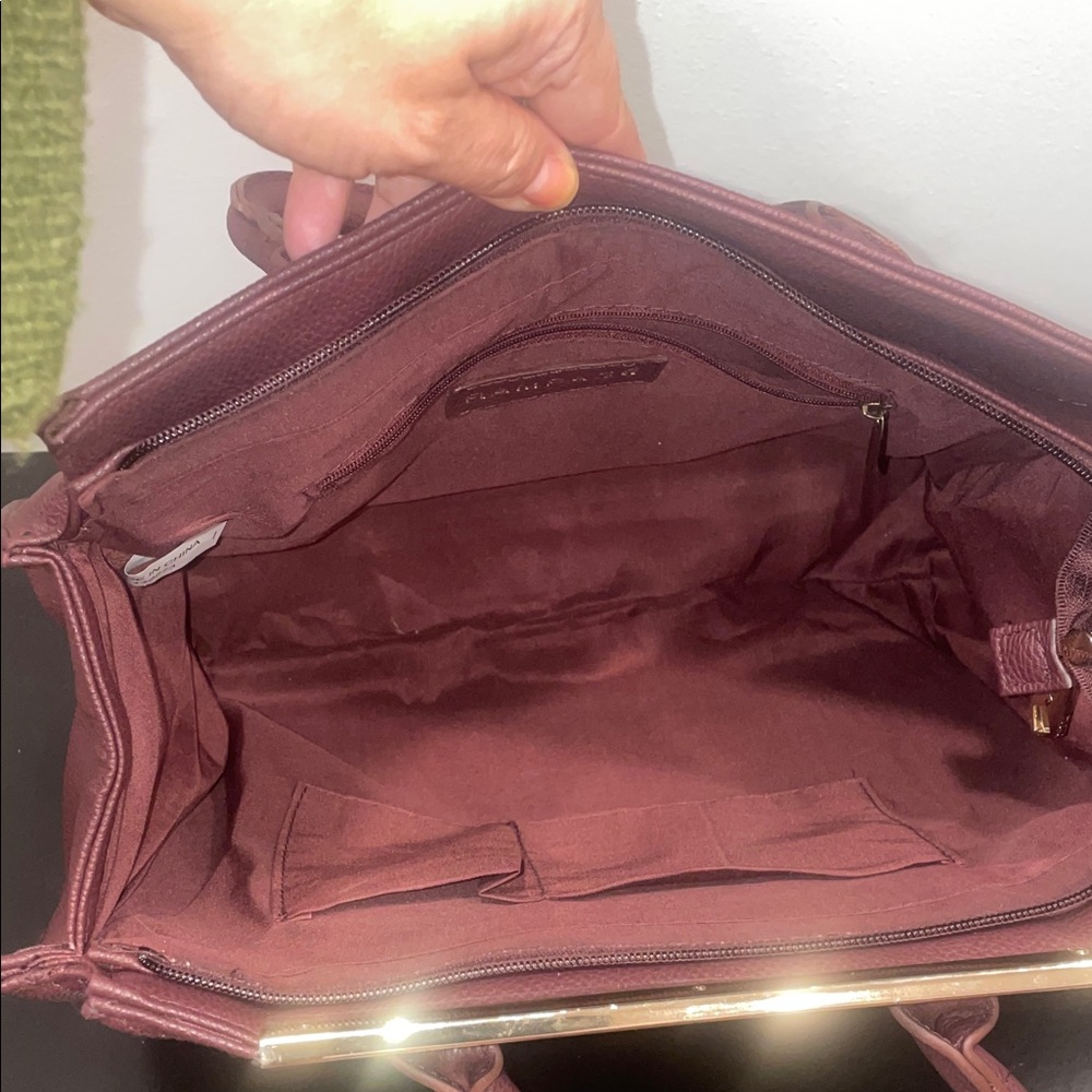 🛍️ Rampage Quilted Maroon Satchel -EUC (barely loved) - Picture 3 of 10